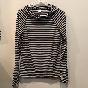 Gap Fit Pullover